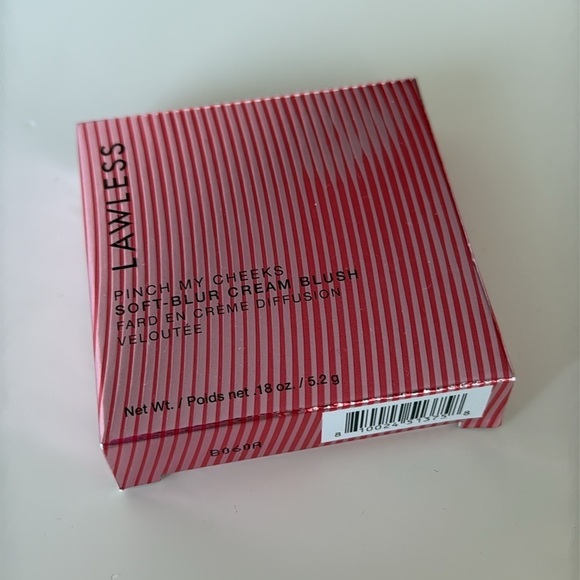 LAWLESS CREAM BLUSH IN GUMDROP - Picture 3 of 4